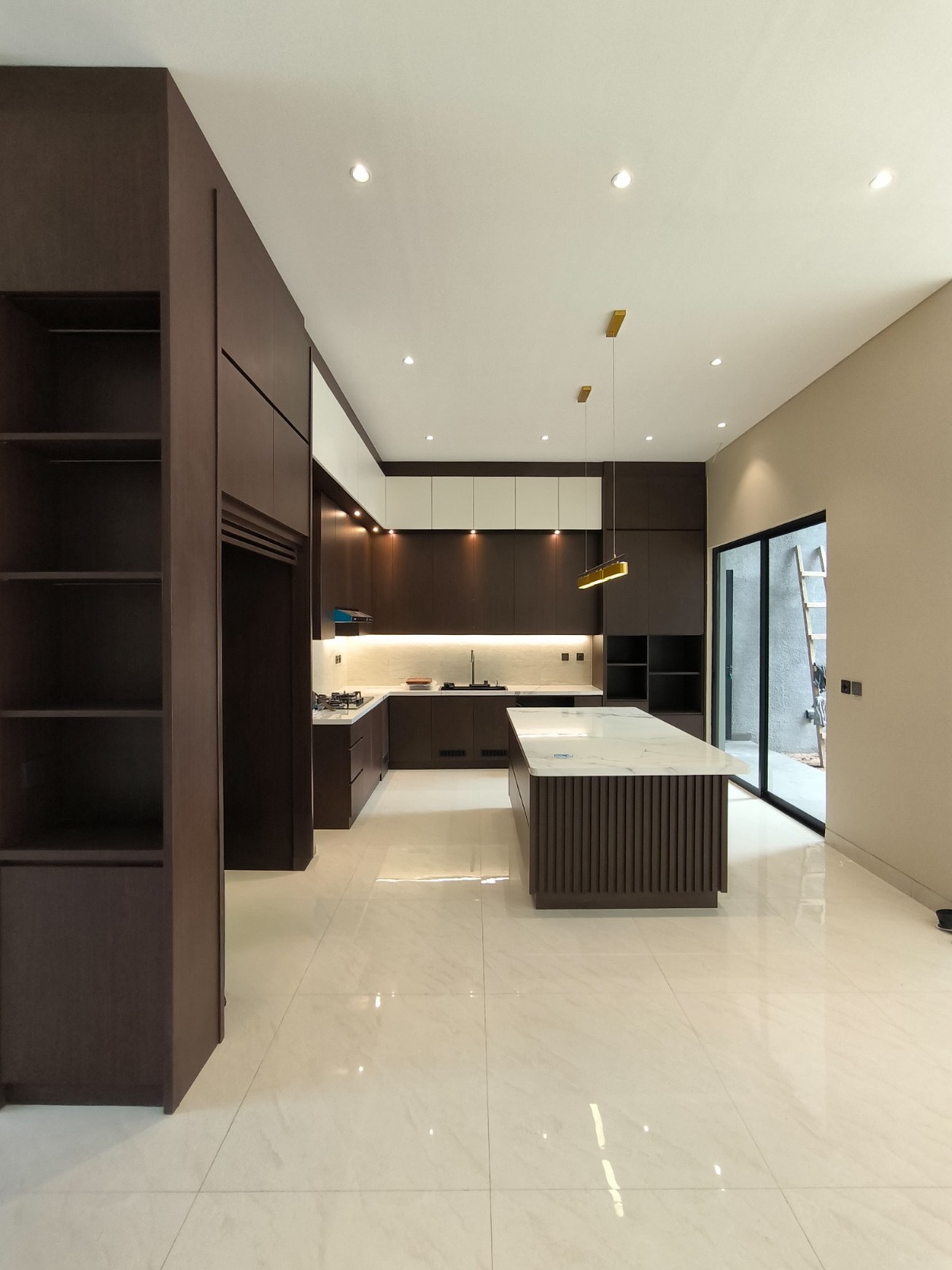 Rumah dalam cluster,swimming pool di Bintaro Jaya 7