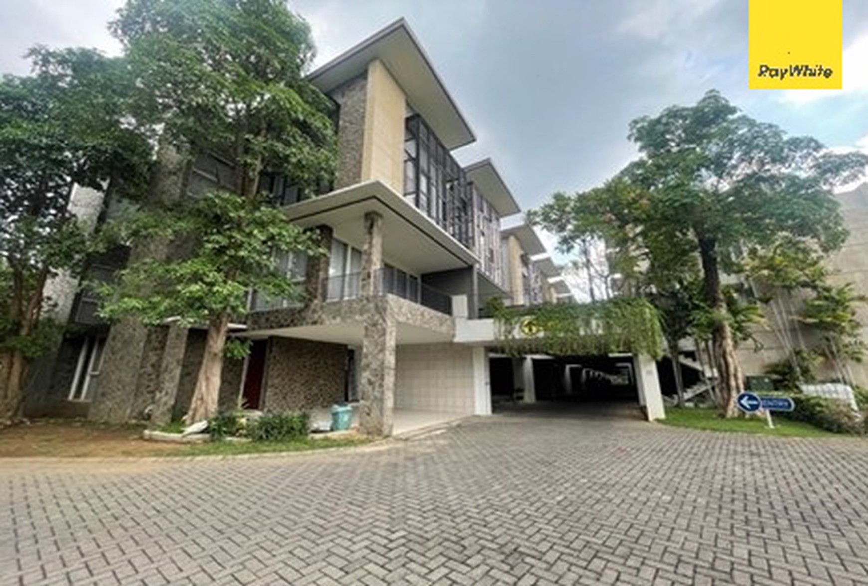 Dijual Aset Lelang Rumah Dijalan Wisata Bukit Mas  Surabaya