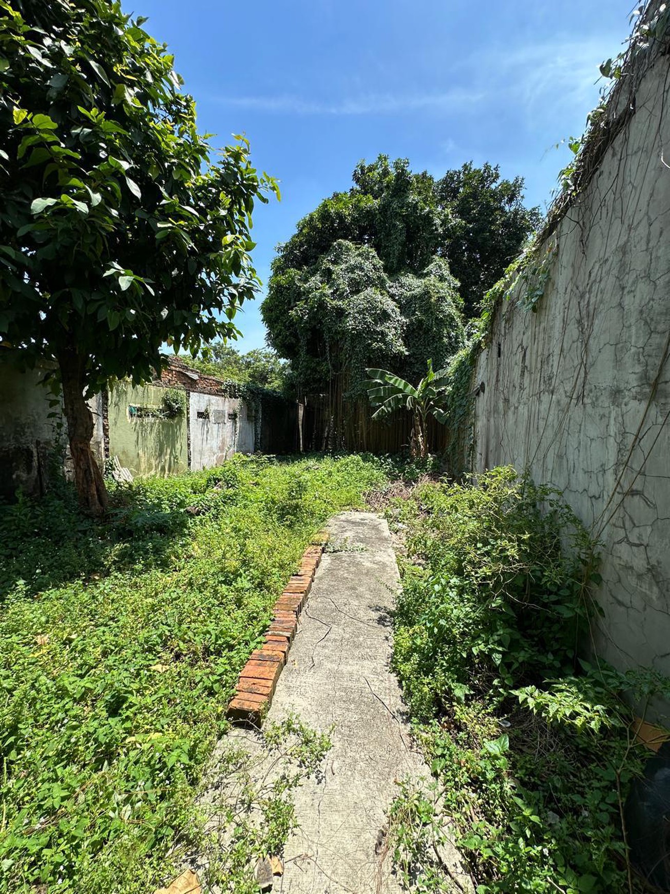 Bangunan Hitung Tanah, Di Daerah Daan Mogot