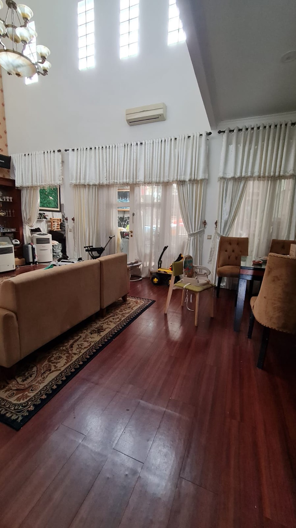 Turun harga rumah di Puspita Loka BSD