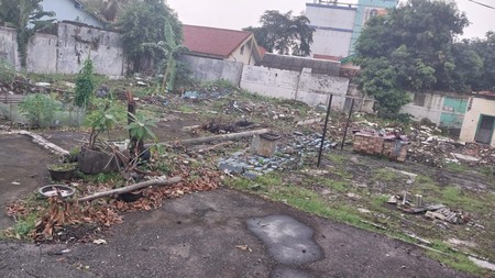 TANAH DI TB SIMATUPANG