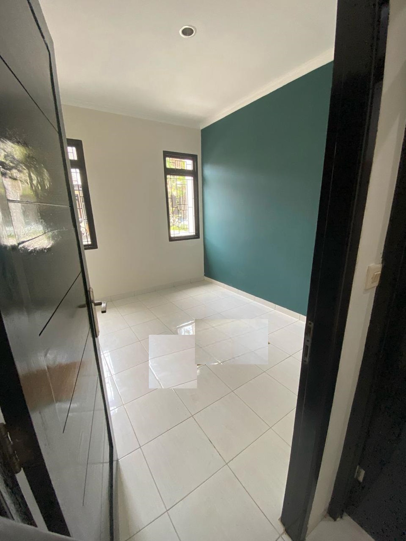 Rumah Baru Renovasi, Minimalis, Siap huni, Lokasi strategis di Ceger