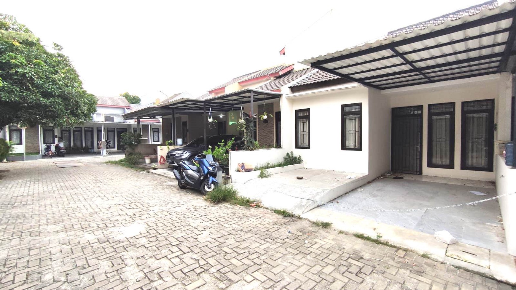 Rumah Baru Renovasi, Minimalis, Siap huni, Lokasi strategis di Ceger