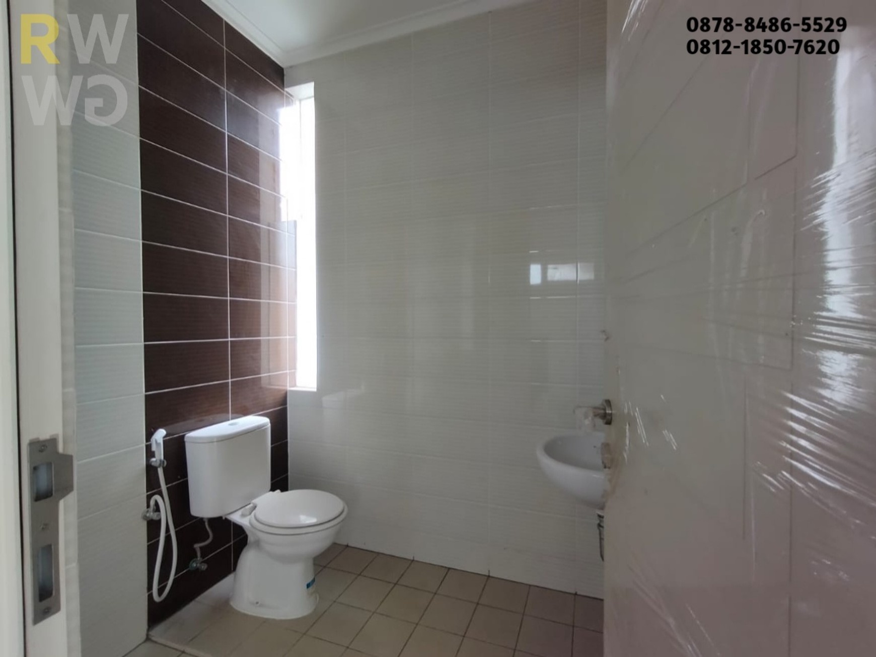Dijual Rumah 2 Lantai di Grand Wisata Cluster Monte Aviolo - Strategis, Aman & Nyaman