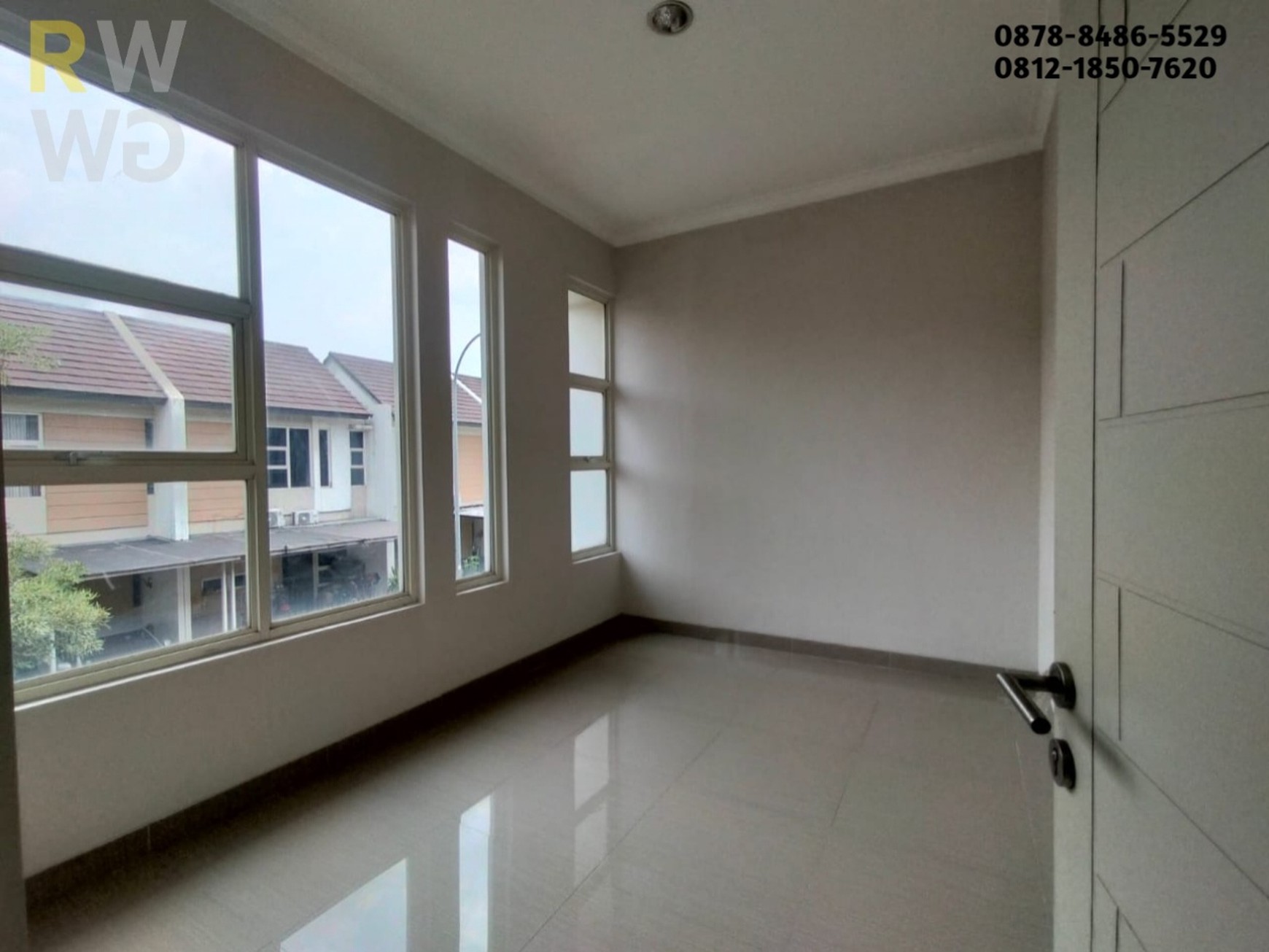 Dijual Rumah 2 Lantai di Grand Wisata Cluster Monte Aviolo - Strategis, Aman & Nyaman