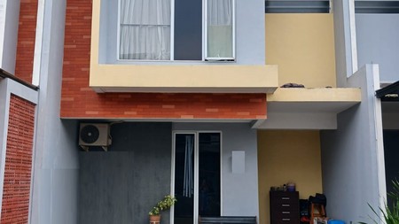 Rumah Minimalis lokasi strategis di Ciputat.