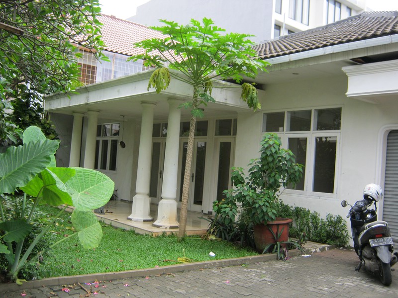 Rumah Disewakan Cocok Untuk Ekspatriate Lingkungan Yang Nyaman Lokasi Di Kemang, Jakarta Selatan