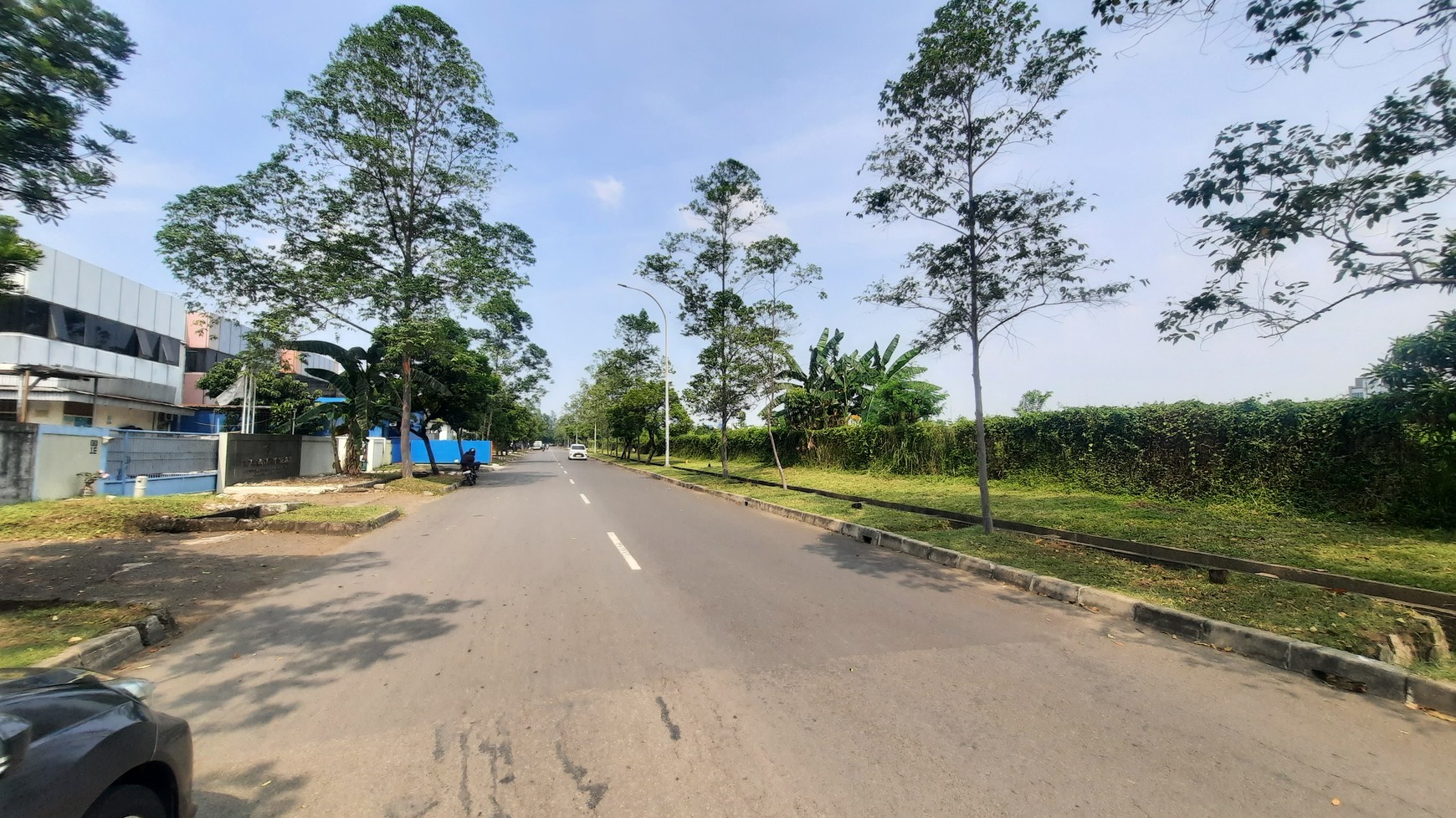 DISEWAKAN GUDANG DAN KANTOR TOB DI KAWASAN INDUSTRI JABABEKA TAHAP 2 DEKAT PINTU TOL CIKARANG UTARA DAN CIKARANG BARAT