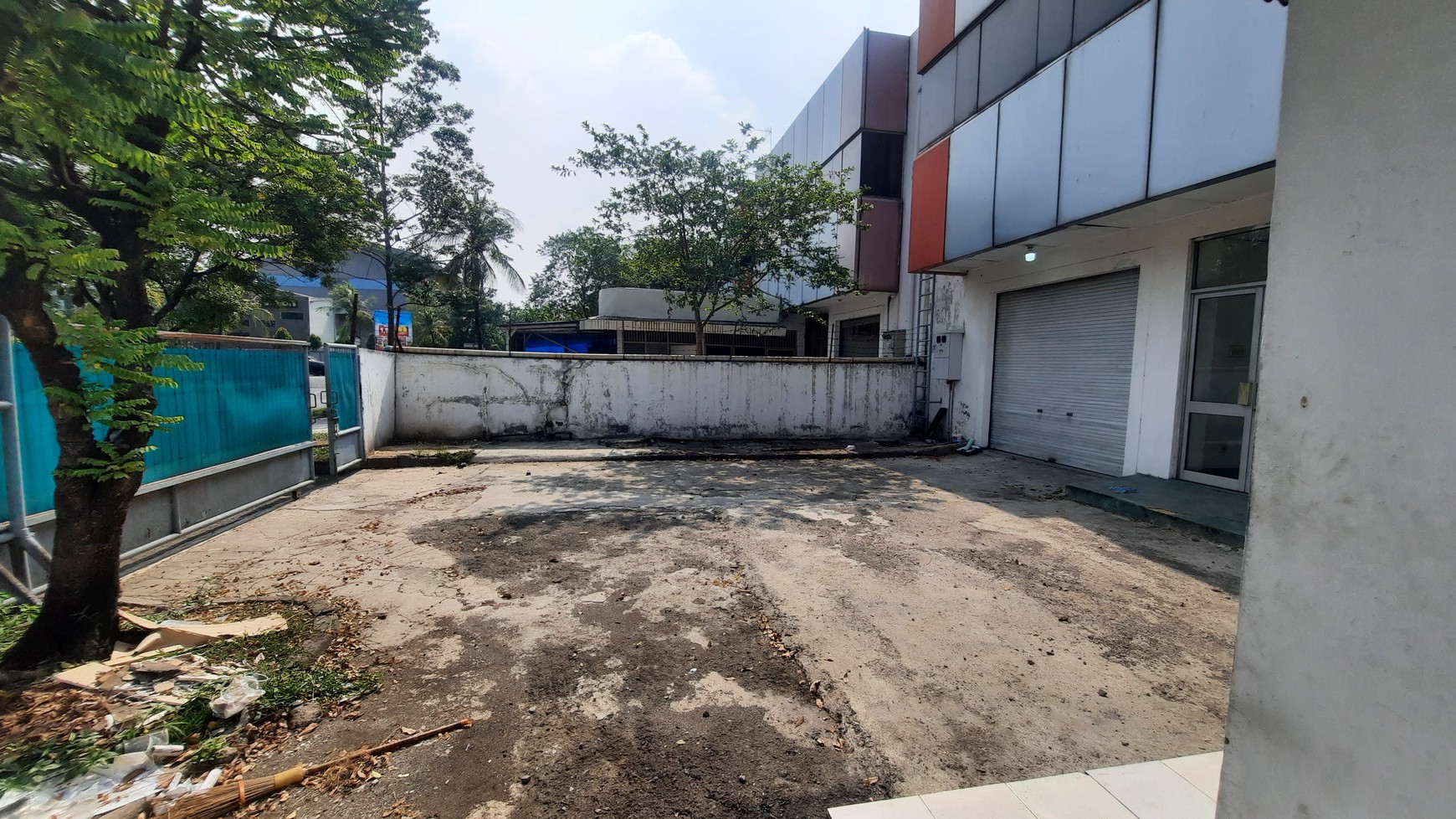 DISEWAKAN GUDANG DAN KANTOR TOB DI KAWASAN INDUSTRI JABABEKA TAHAP 2 DEKAT PINTU TOL CIKARANG UTARA DAN CIKARANG BARAT