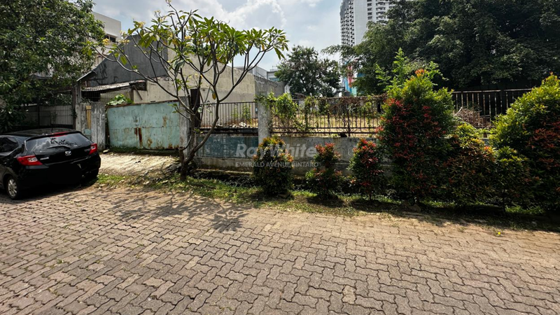Rumah Lokasi Strategis 5 menit toll Pondok Indah dan MRT di Lebak Lestari, Lebak Bulus