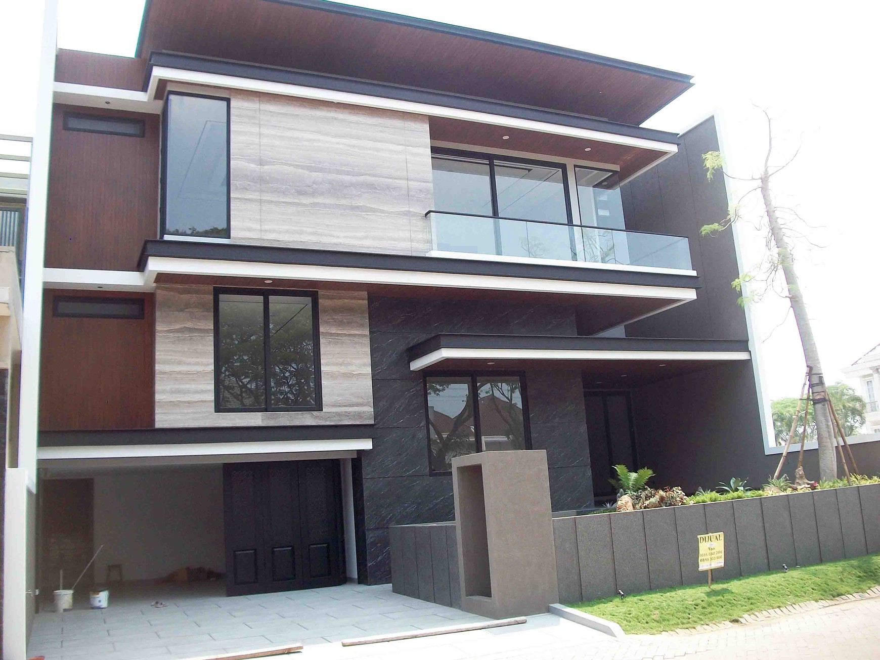 Rumah Mewah Baru Gress di Citraland Newton Hill Surabaya Barat, 2 Lantai
