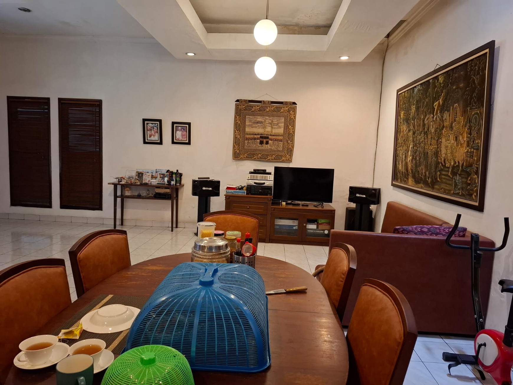 Dijual Rumah dan Kost Terjangkau di Jl. Tebet Barat - Investasi Menjanjikan di Lokasi Strategis