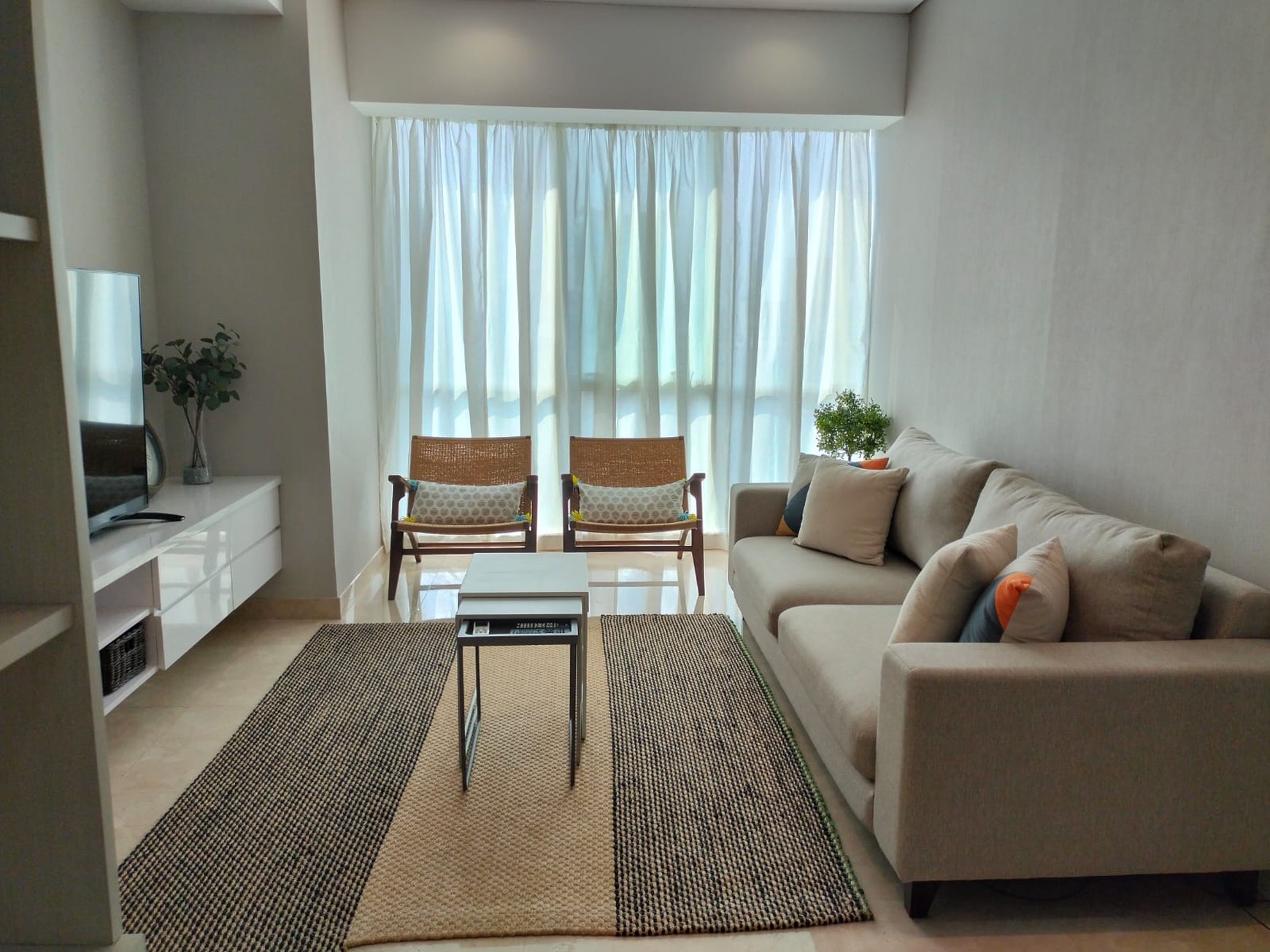 Modern 2 bedroom, Apartment at Setiabudi Sky Garden - 93 m&#xb2;, Fully Furnished, Spacious & Ready to Move In, walking distance to LRT station