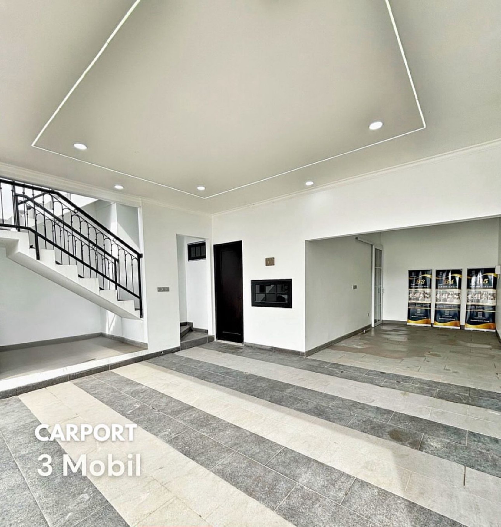 Rumah Brand New Town House American Classic style, dikawasan strategis Jakarta Selatan, mewah, eksklusif hanya 7 rumah, 3  menit ke Buncit Raya, 5 Man 