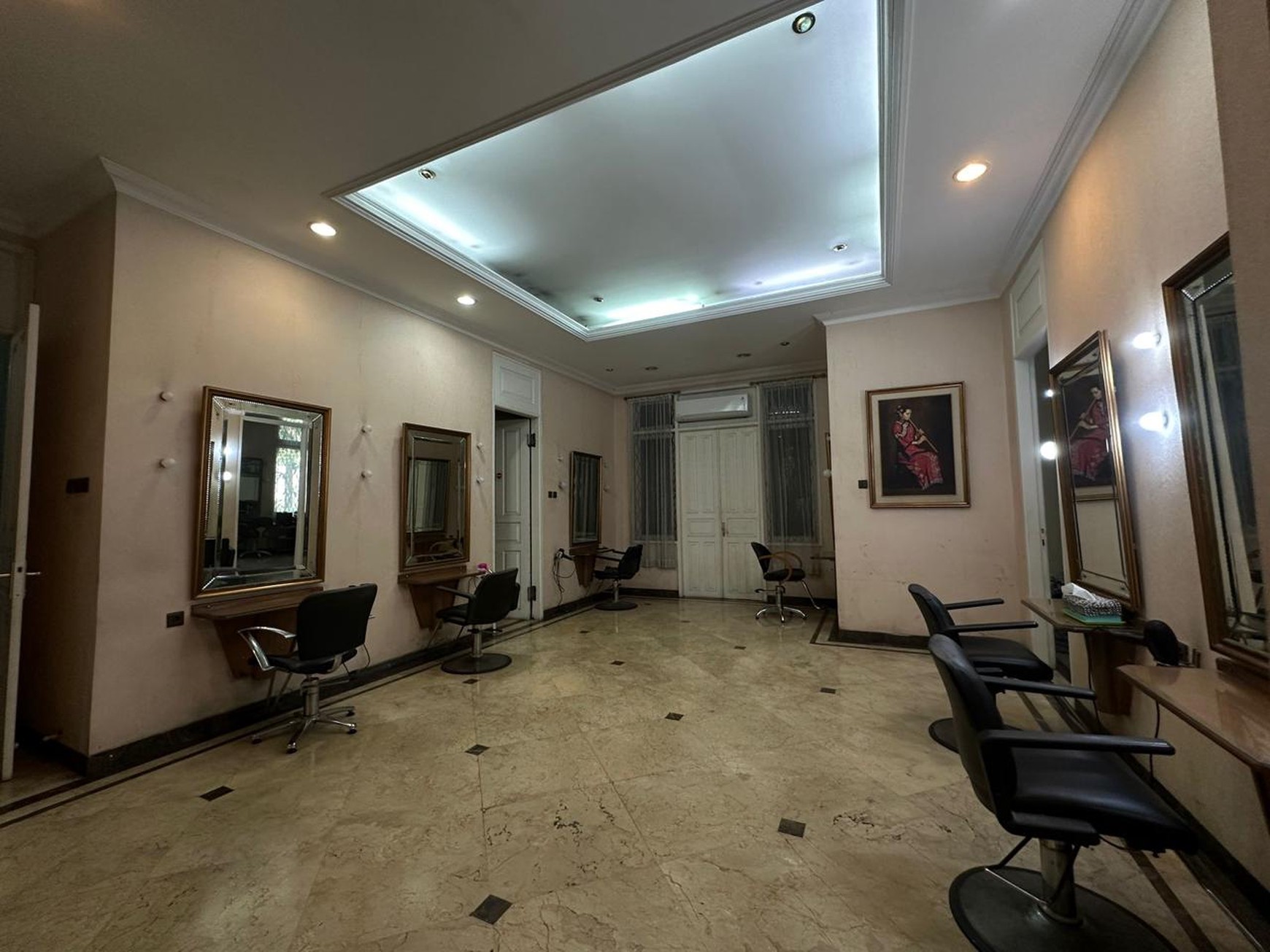 Dijual Rumah di Jl Sungai Sambas Bangunan 2 Rumah - Kramat Pela, Kebayoran Baru, Jakarta Selatan