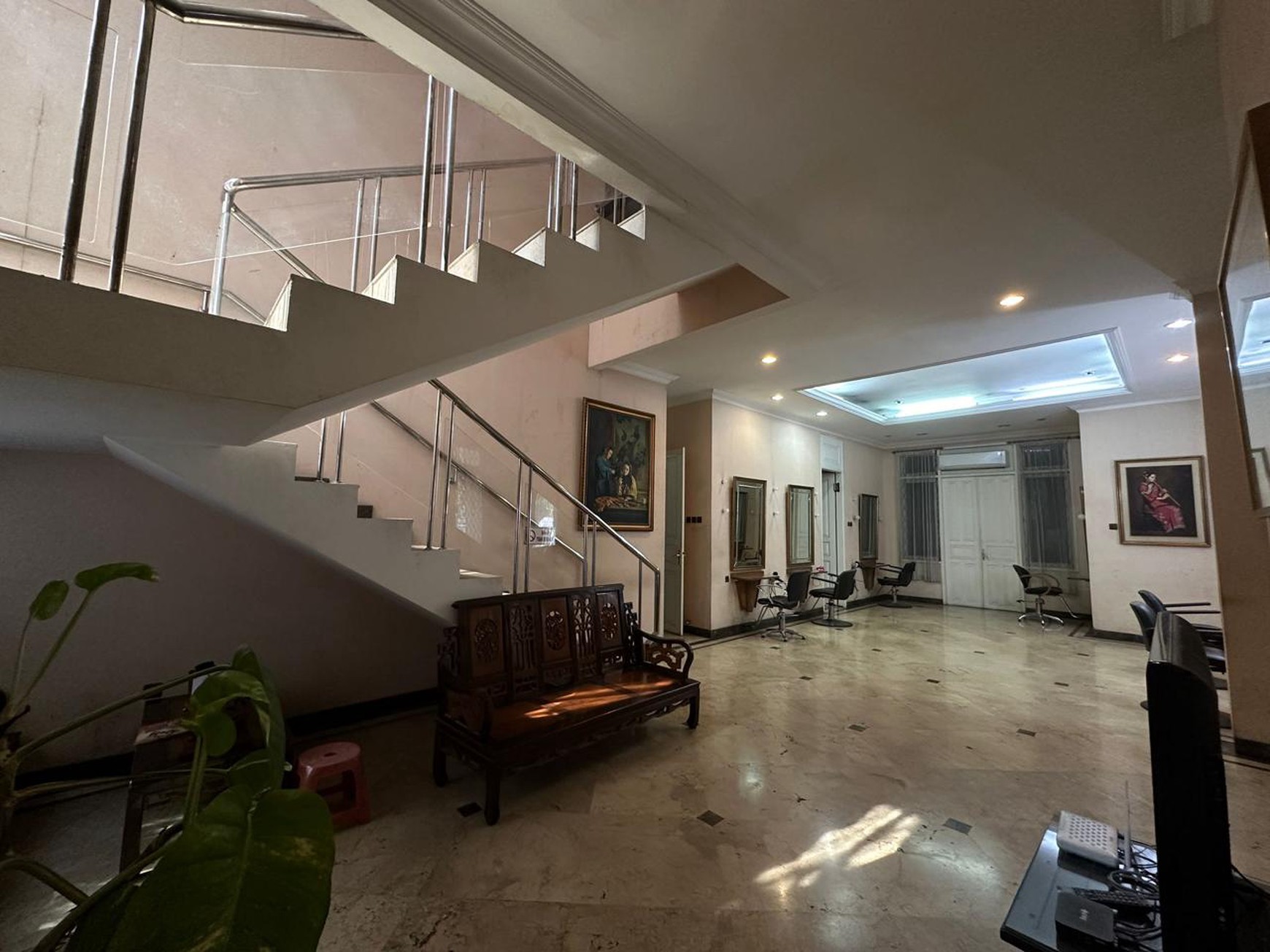 Dijual Rumah di Jl Sungai Sambas Bangunan 2 Rumah - Kramat Pela, Kebayoran Baru, Jakarta Selatan