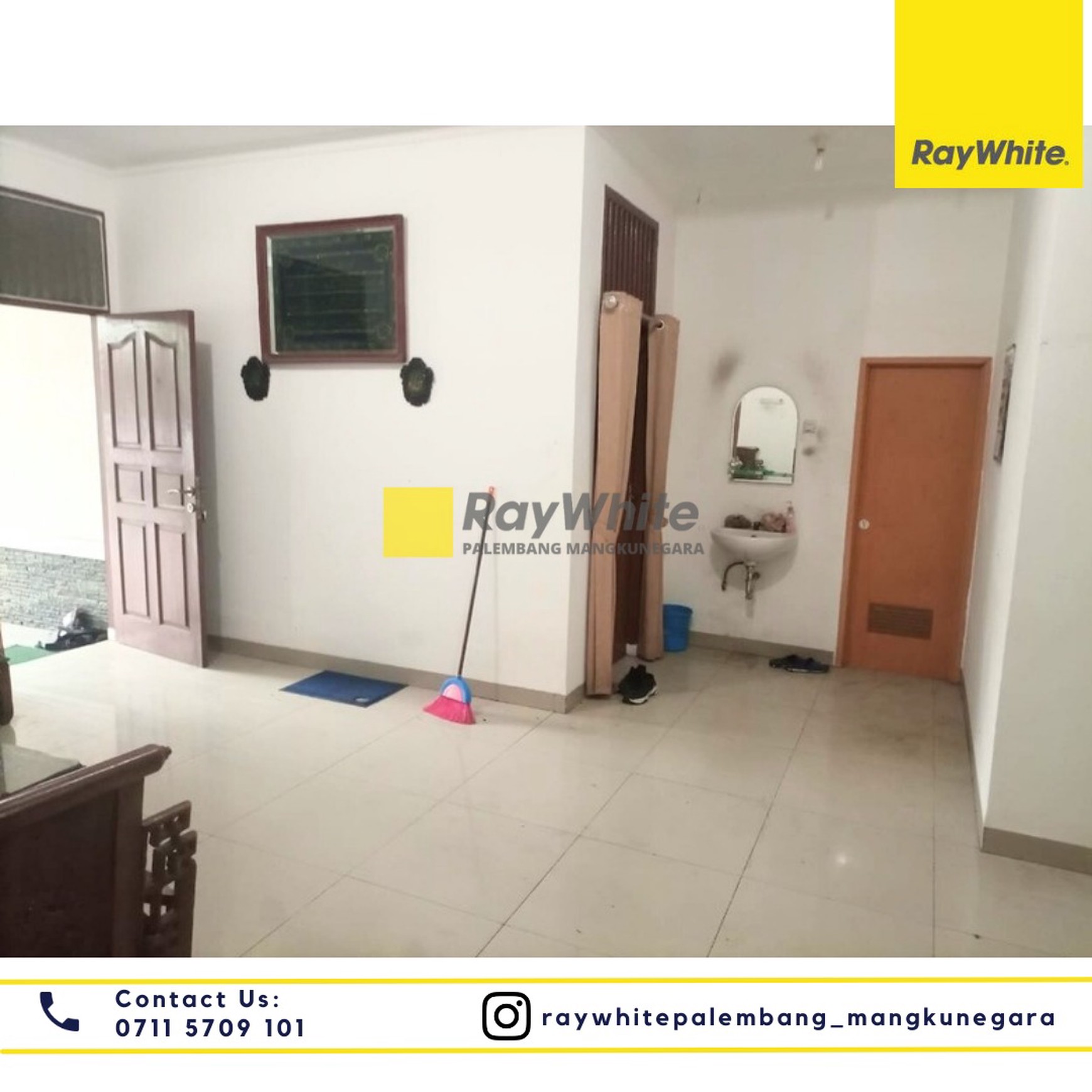 DISEWAKAN Rumah di Jl. Bukit Kenten Komp.PU Kel. 8 Ilir Kec. Ilir Tim. II, Kota Palembang