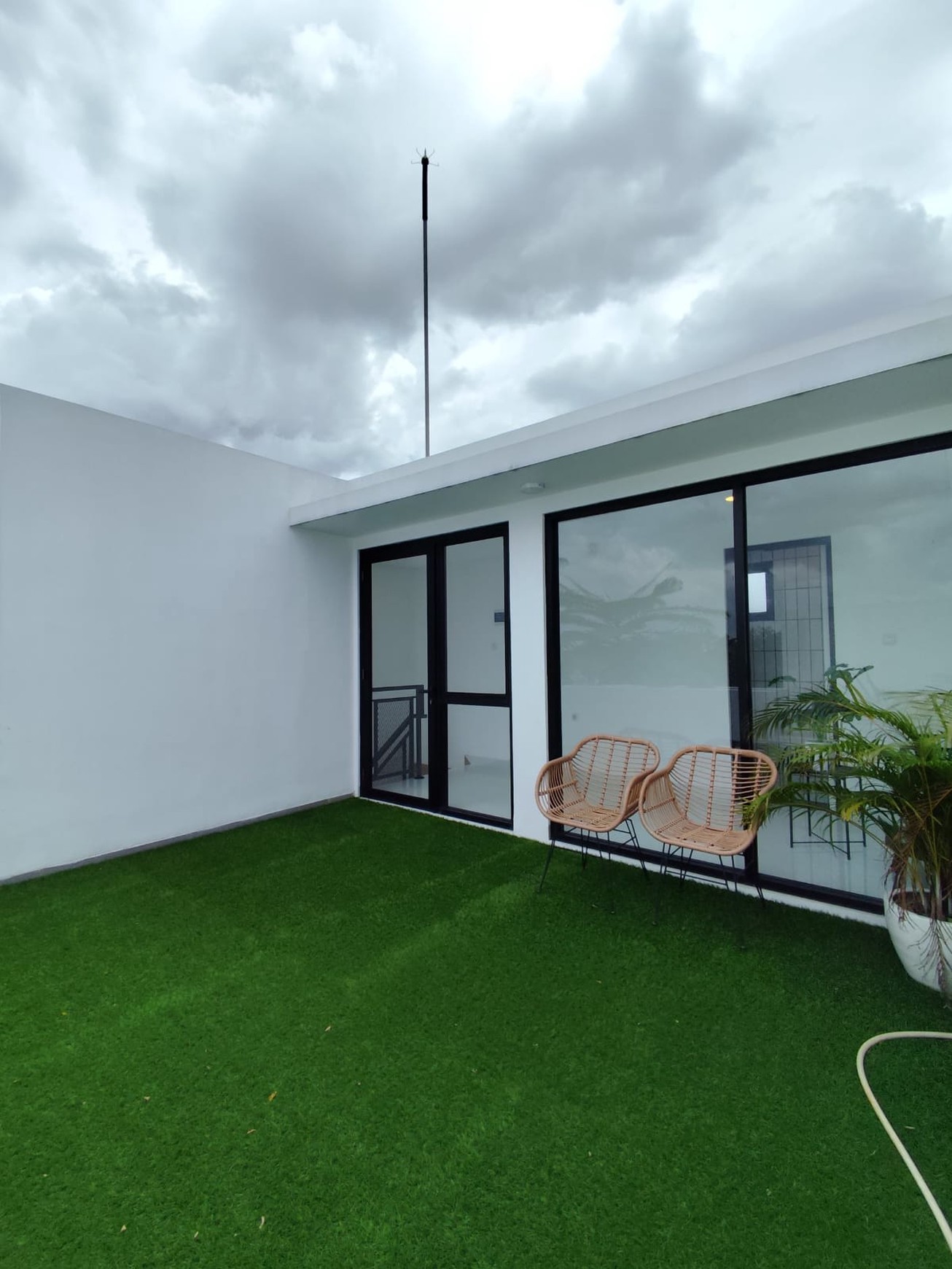 Rumah Bagus Di Candela Residence, Jl Kemini Raya Pondok Cabe