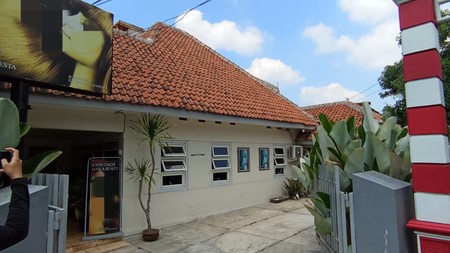 Rumah Tinggal Tengah Kota Dekat Alun-Alun Klaten