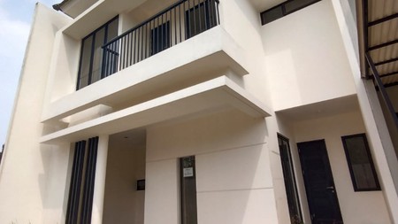 Rumah Bagus Di Fortune Belleza Graha Raya Bintaro Jaya