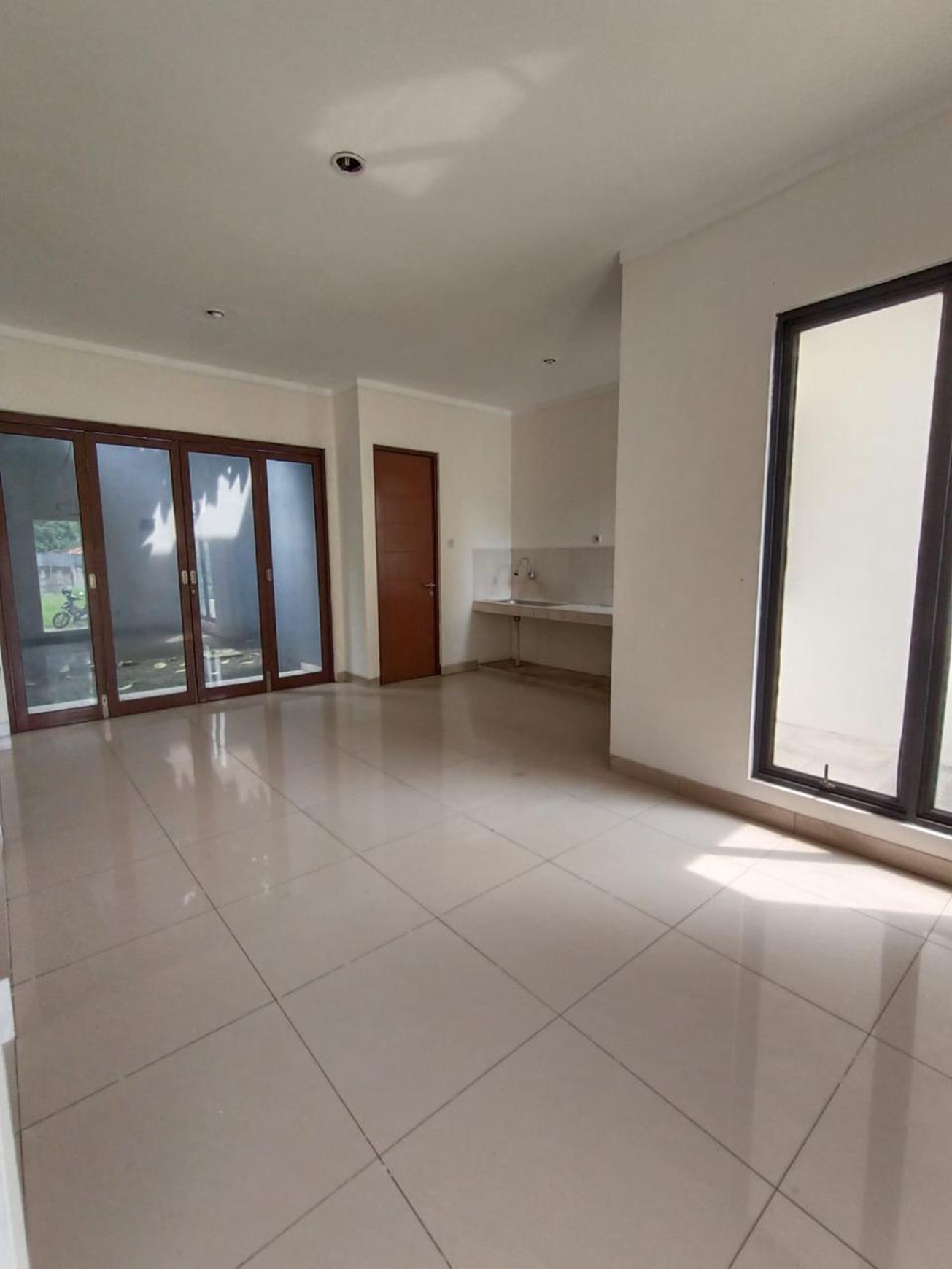 Rumah Bagus Di Fortune Belleza Graha Raya Bintaro Jaya