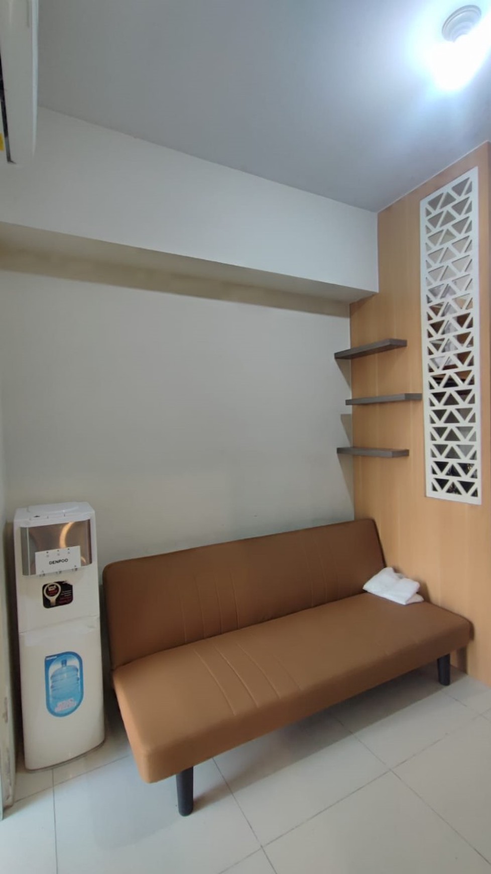 Sewa Apartemen Full Furnished dengan Good View di Gunawangsa Tidar Tower A Lantai 09