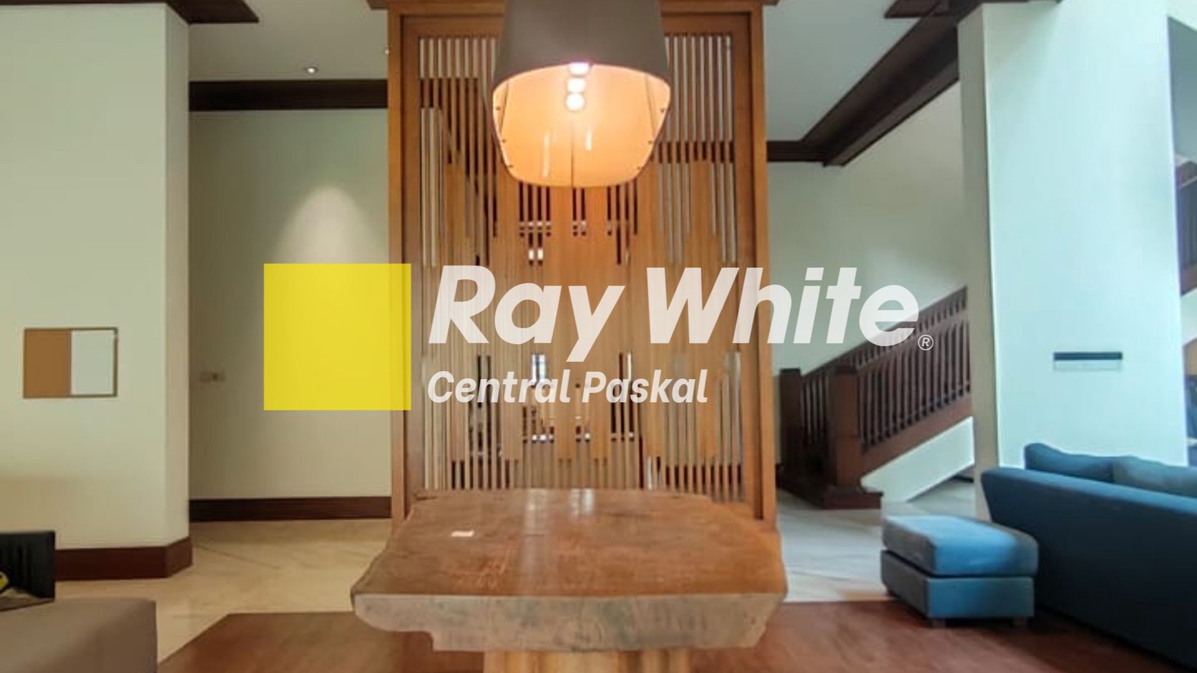 Rumah Mewah di Sayap Dago + Pool 