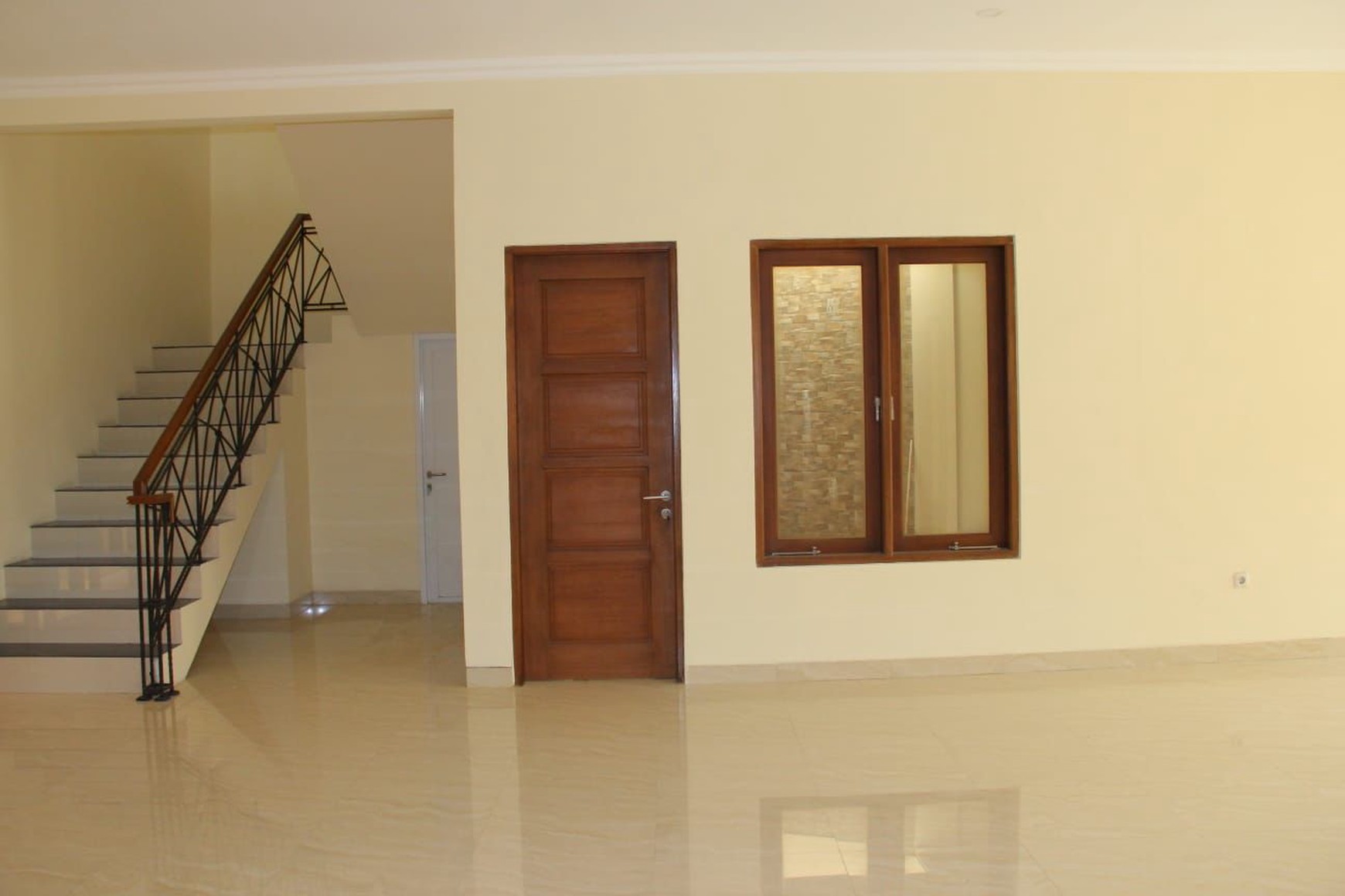 Rumah Bagus Di Jl Delman Indah Kebayoran Lama Jakarta Selatan
