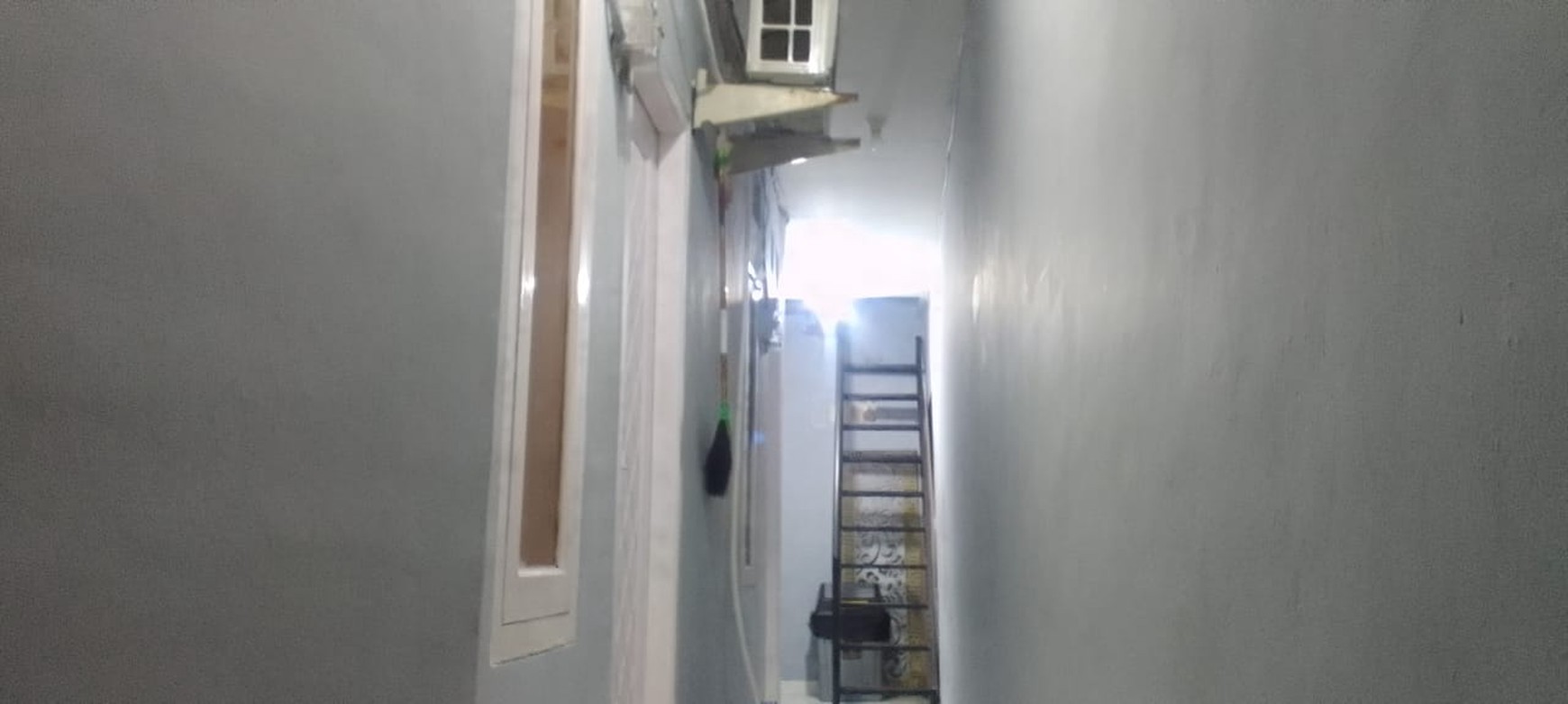 Kos2an 3 Lantai Full Furnished Dilengkapi AC, Di Bukit Duri, Tebet