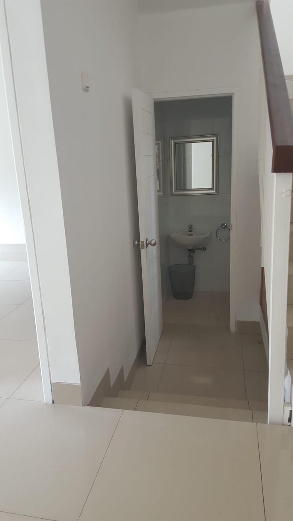 Rumah Bagus Di Emerald View Bintaro Jaya Sektor 9