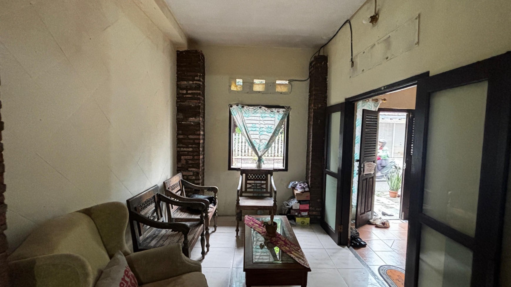 Rumah 2 Lantai Akses Jalan Luas 2 Mobil di Menteng Dalam, Dekat Mall Kokas