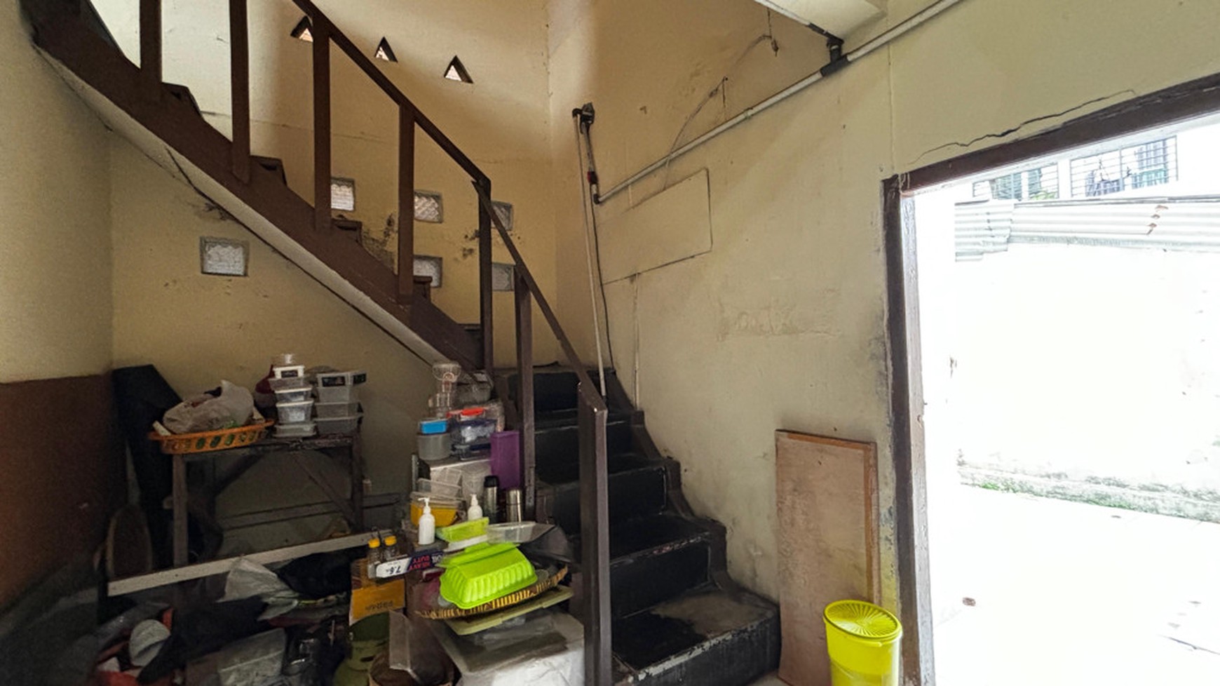 Rumah 2 Lantai Akses Jalan Luas 2 Mobil di Menteng Dalam, Dekat Mall Kokas