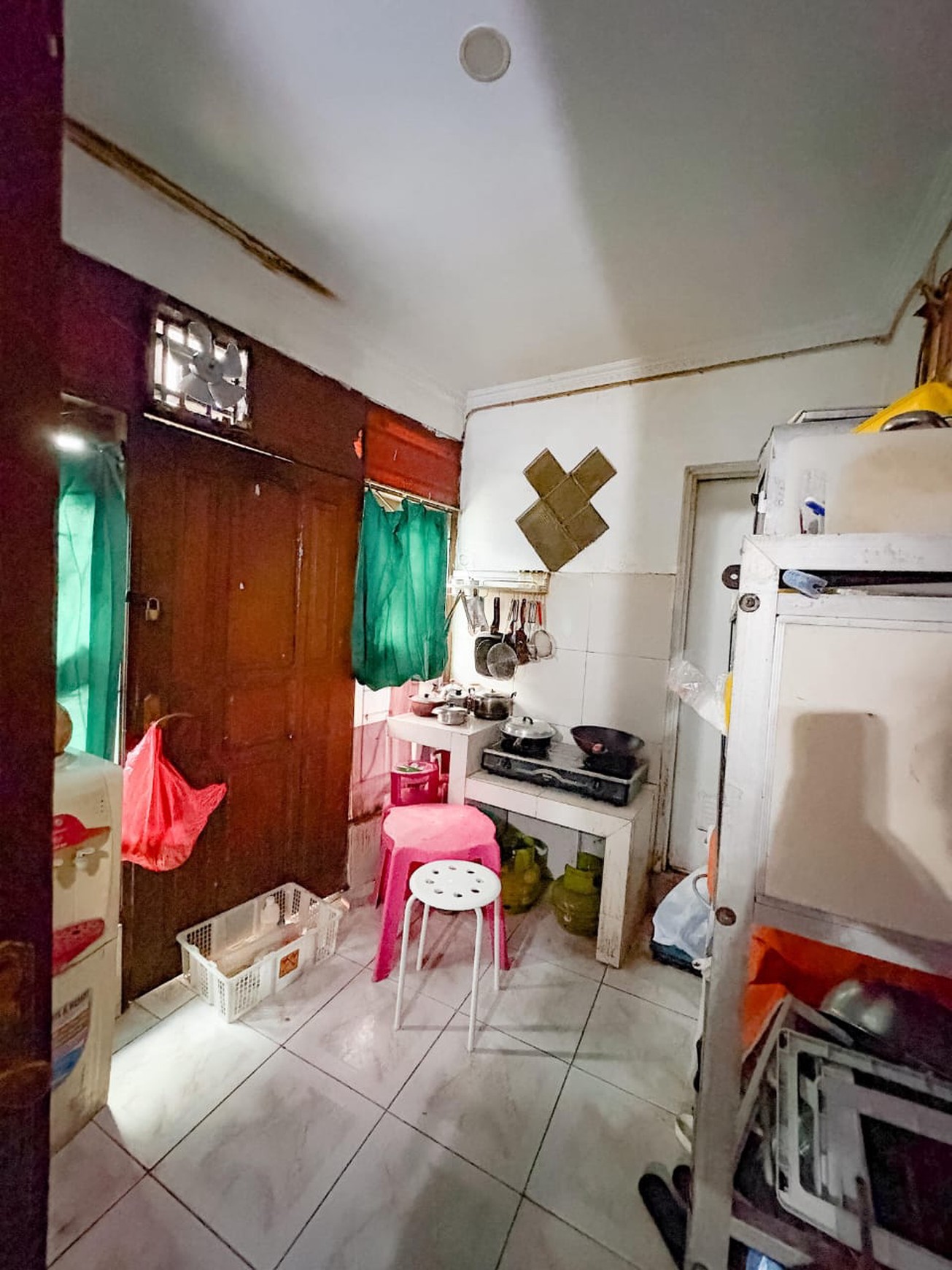 Rumah Hook Dijual di Menteng Dalam Tebet Jaksel