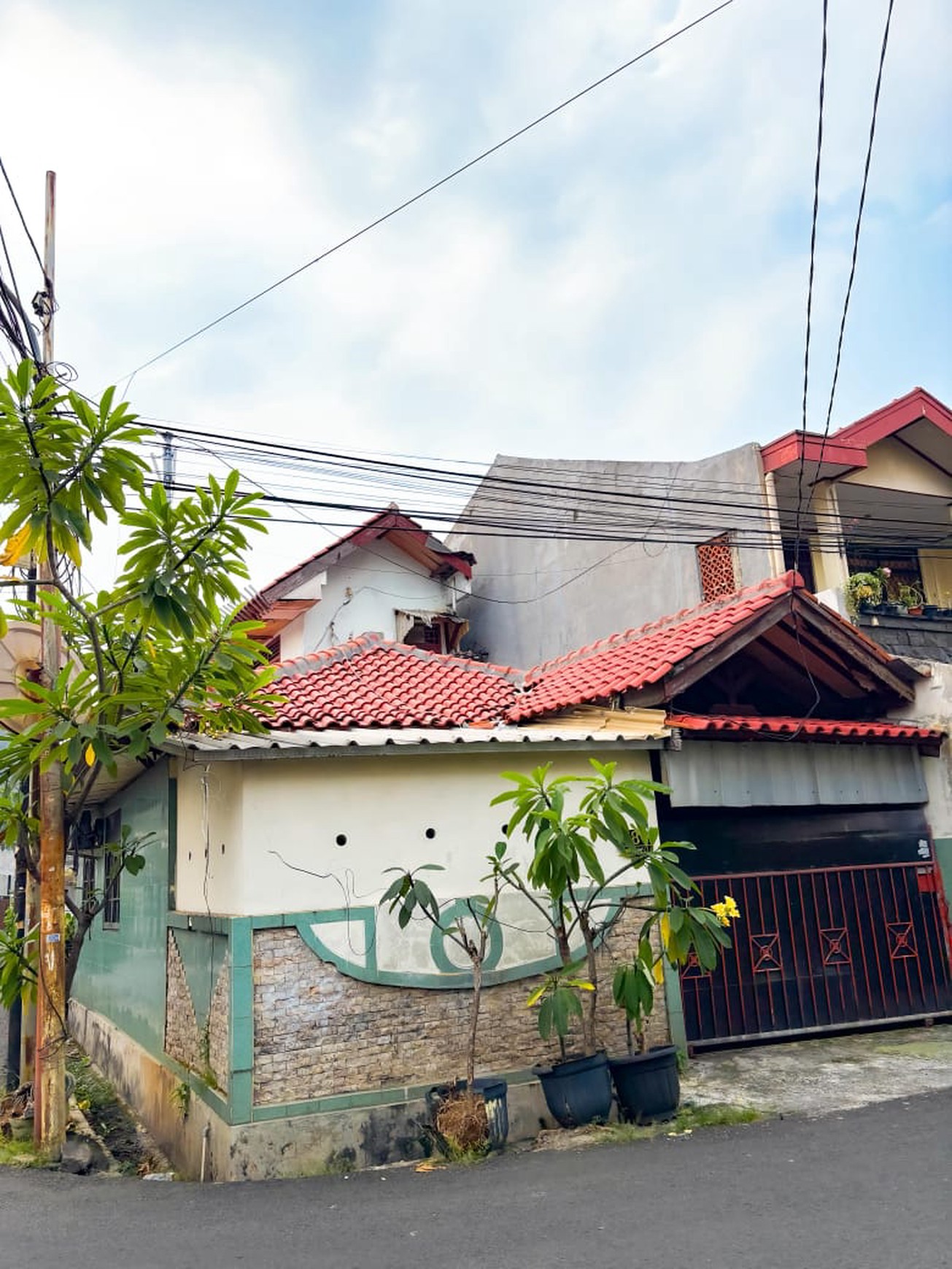 Rumah Hook Dijual di Menteng Dalam Tebet Jaksel