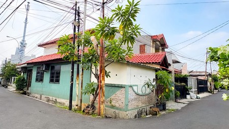 Rumah Hook Dijual di Menteng Dalam Tebet Jaksel