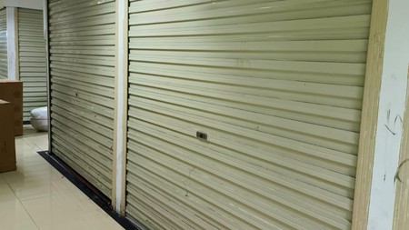 DIJUAL CEPAT Stan Toko Langsung Dapat 2 Unit di Surabaya Pusat !