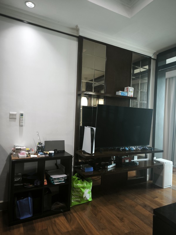 Luxurious Apartemen Residence 8