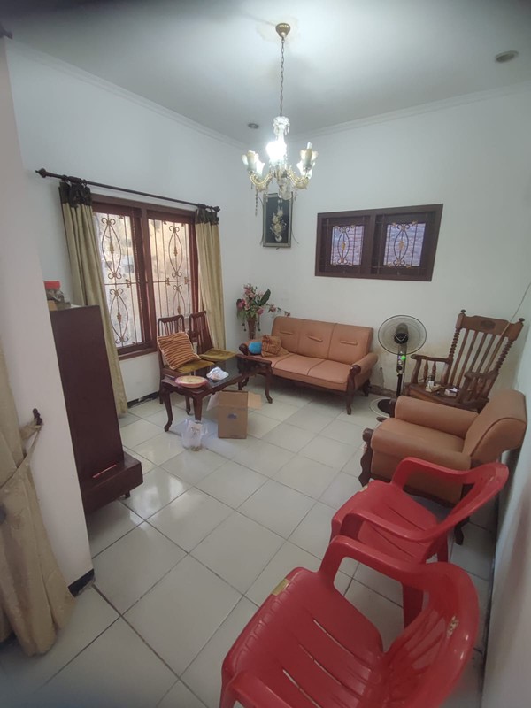 Jual Cepat Rumah 1 Lantai Jl. Siwalankerto V 