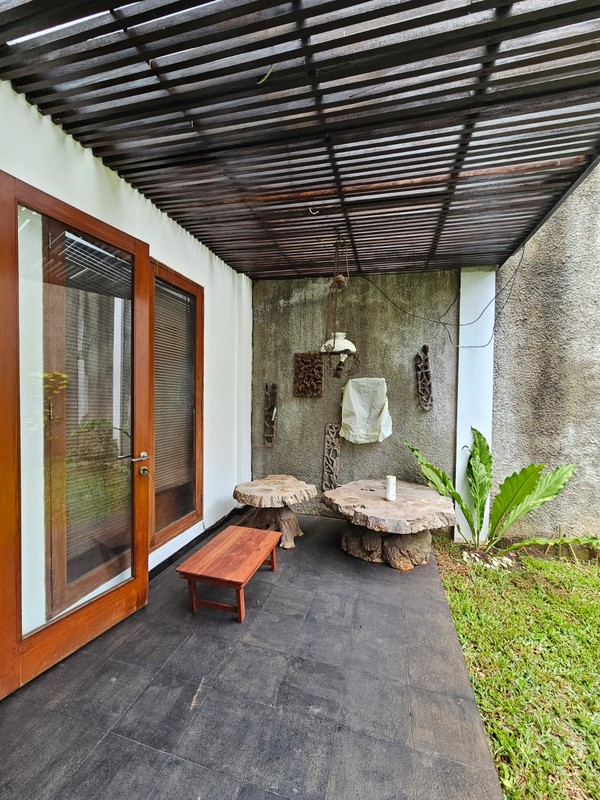 Rumah Cantik Siap Huni dan Lokasi Strategis @Kebon Jeruk