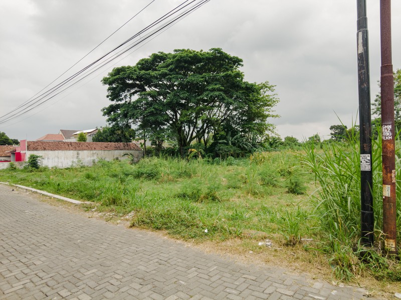 Investasi Tanah 1160 Meter Persegi Cocok Untuk Kost, Lokasi Dekat Hotel Hyatt, Sariharjo, Ngaglik, Sleman