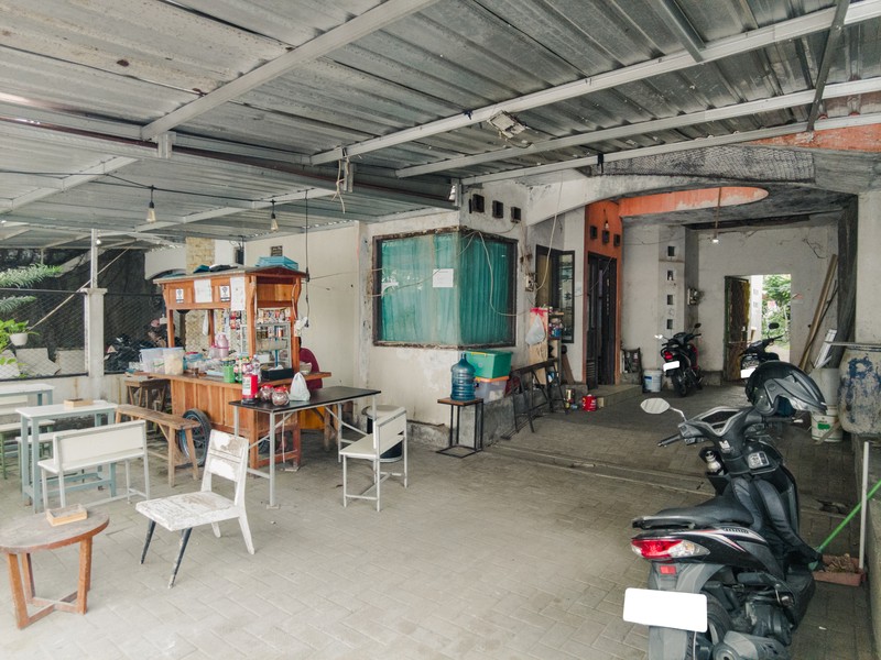 Investasi Rumah 249 Meter Persegi, Cocok Untuk Cafe Lokasi Dekat Hotel Hyatt, Sariharjo, Ngaglik, Sleman