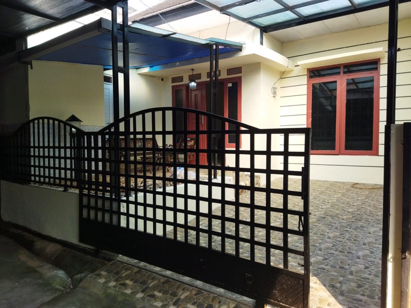 Rumah Bagus Semi Furnished Siap Huni dengan Hunian Nyaman dan Asri @Serpong Utara