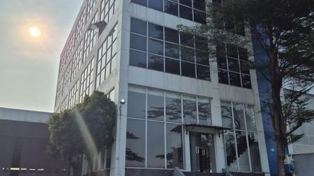 Gedung Commercial 4 lantai di Kota Harapan Indah Bekasi