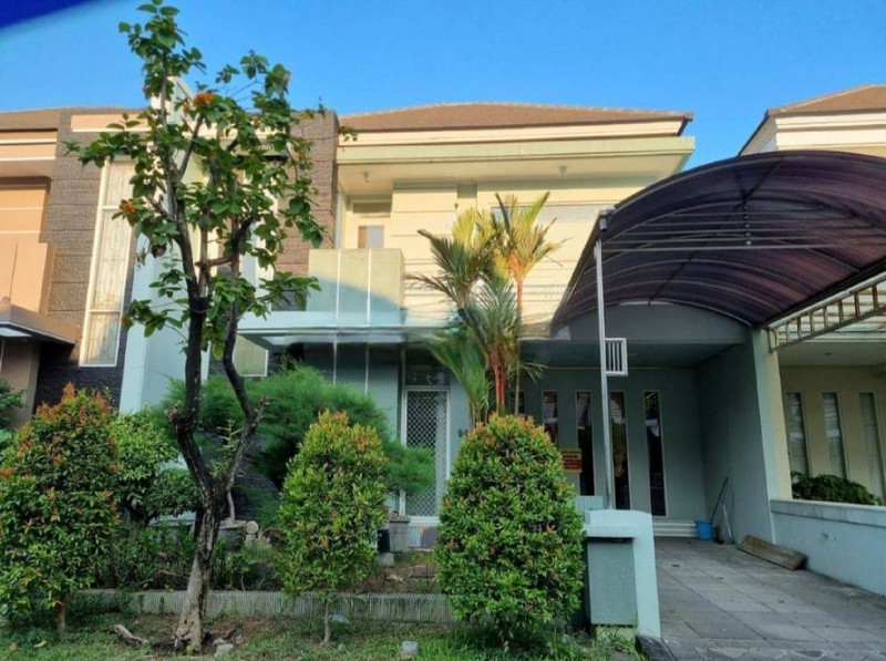 Rumah Ciamik Turun Harga Royal Residence Wiyung