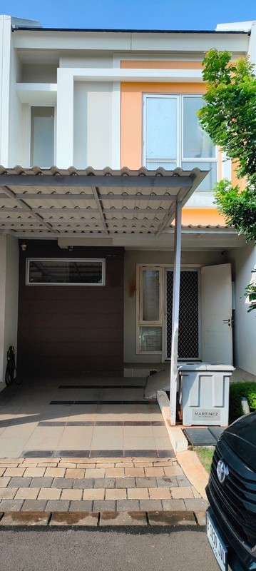 Termurah. Rumah modern cluster Martinez, Gading Serpong