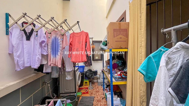 Rumah Lokasi Tenang dan Nyaman di Bintaro Sektor 1 Jl Murai Cocok Untuk Hunian