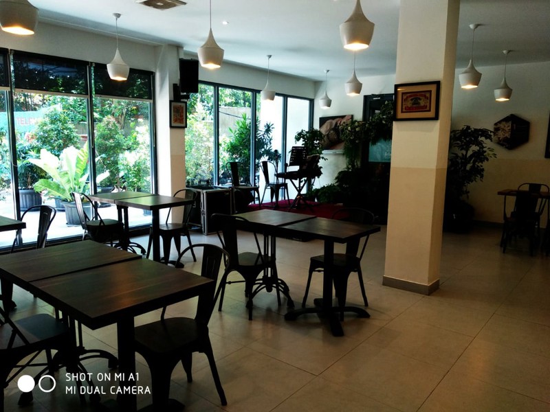 DIjual Dan Disewakan Ruko Gandeng Di Jl. Kemang Raya, Jakarta Selatan