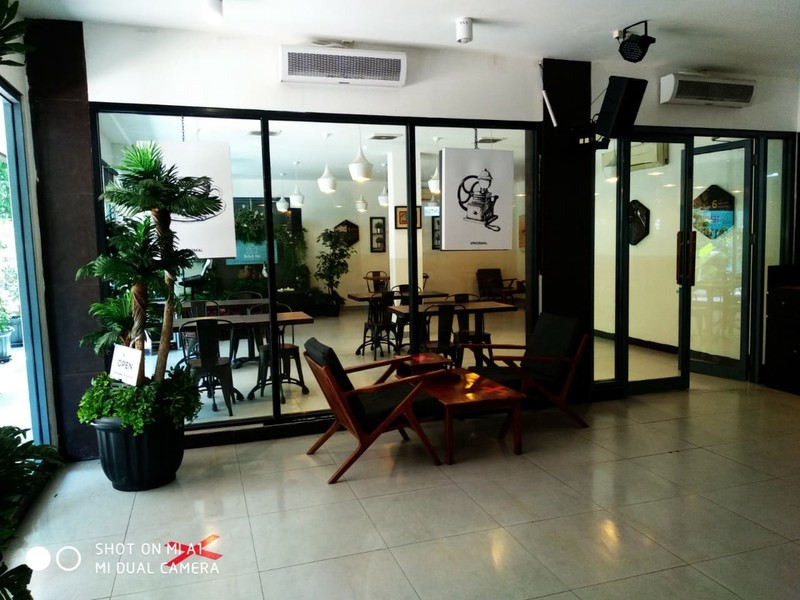 DIjual Dan Disewakan Ruko Gandeng Di Jl. Kemang Raya, Jakarta Selatan