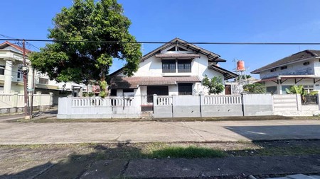 Dijual Rumah Posisi  HOOK LOKASI STRATEGIS Blok H,Megapolitan Estate,Cinere