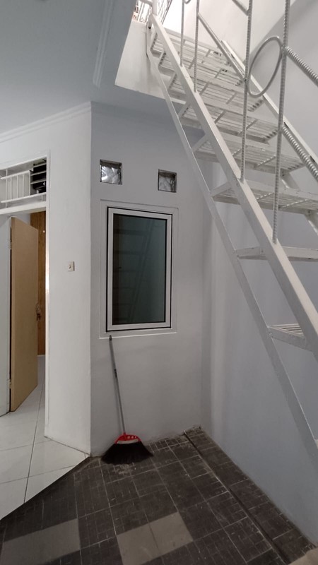 Rumah Dijual di Jelambar